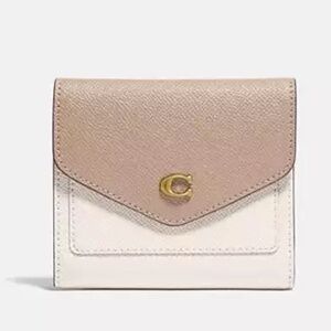 SOLD---COACH LEATHER WYN SMALL WALLET IN CHALK MULTI - NWT!